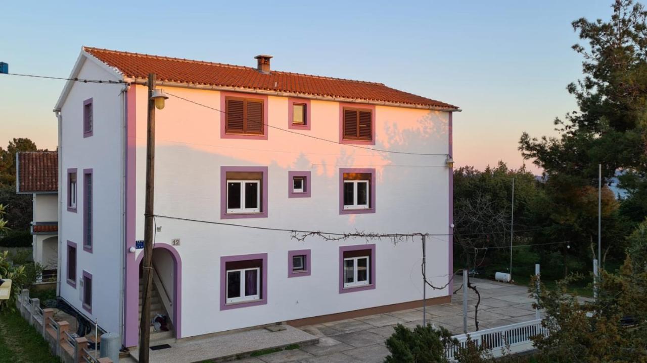 Apartmani Jelena Petrcane Ngoại thất bức ảnh