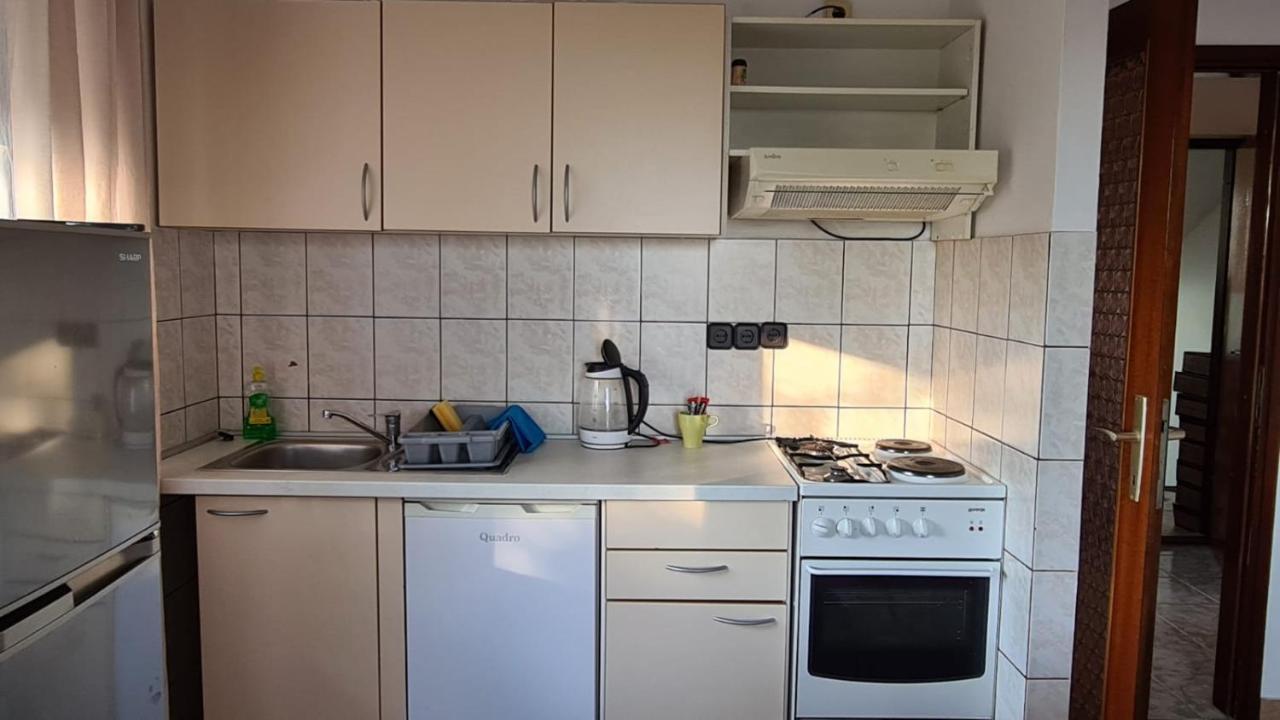 Apartmani Jelena Petrcane Ngoại thất bức ảnh