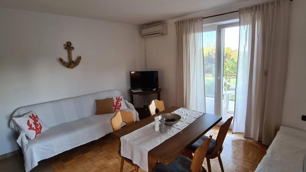 Apartmani Jelena Petrcane Ngoại thất bức ảnh