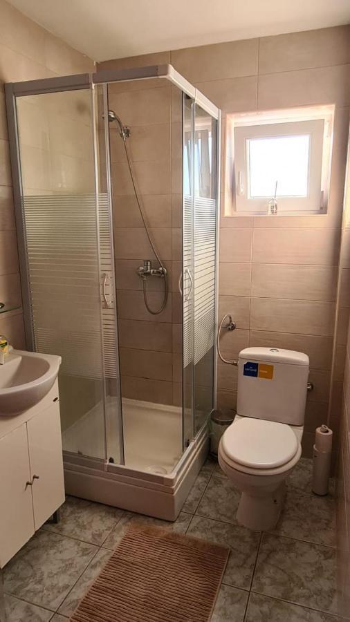 Apartmani Jelena Petrcane Ngoại thất bức ảnh