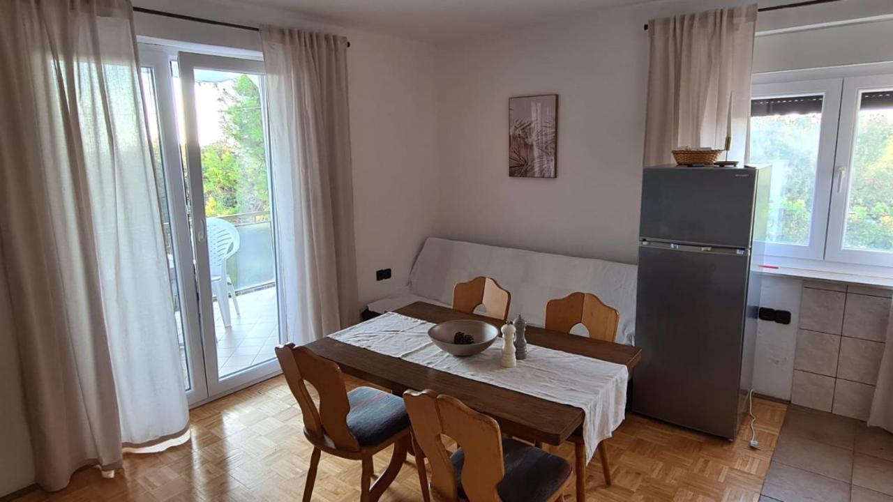 Apartmani Jelena Petrcane Ngoại thất bức ảnh
